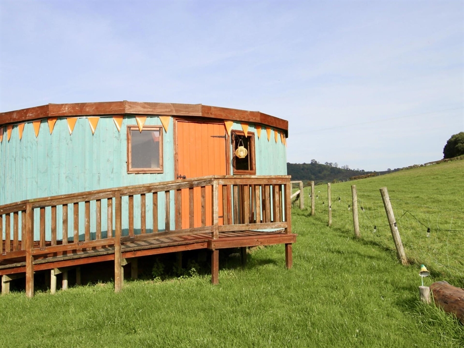 Yurt Axana, Barnutopia's 8-man wooden octayurt.