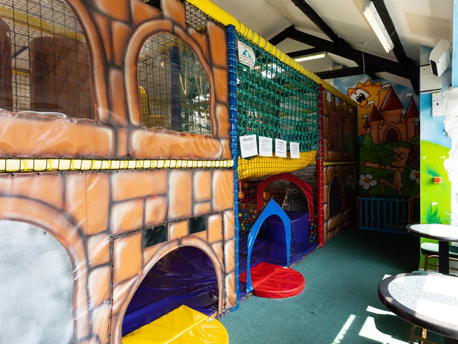 Lyons Caerelwan Holiday Park