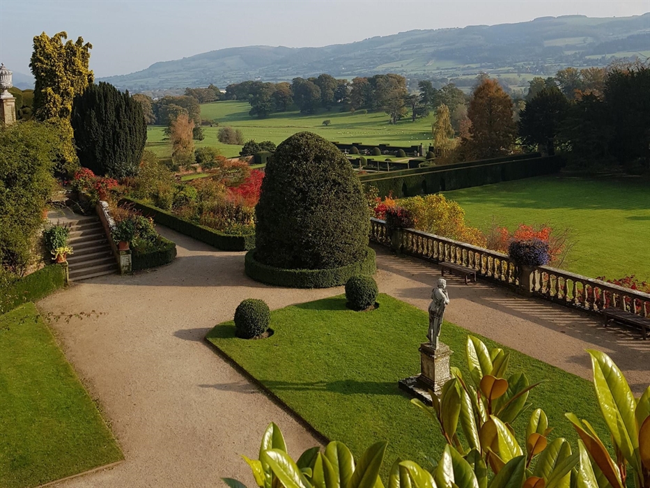 Powis Castle Gardens in the autumn