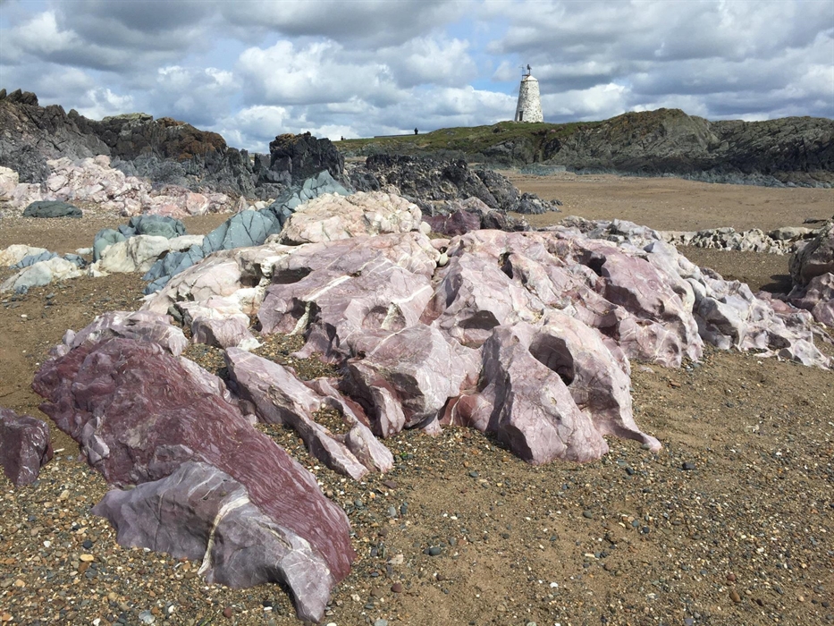 Ynys Llanddwyn, these amazingly coloured rocks are a complex mixture (a melange) of limestone, marble, pillow lava and deep sea sediments dating from