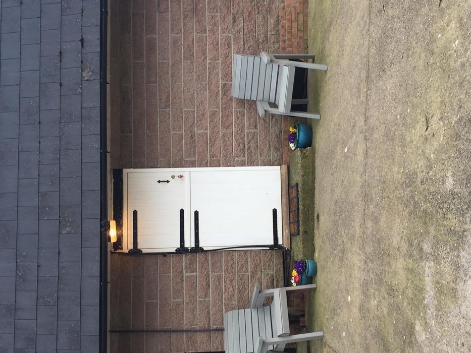 Stable door opening.