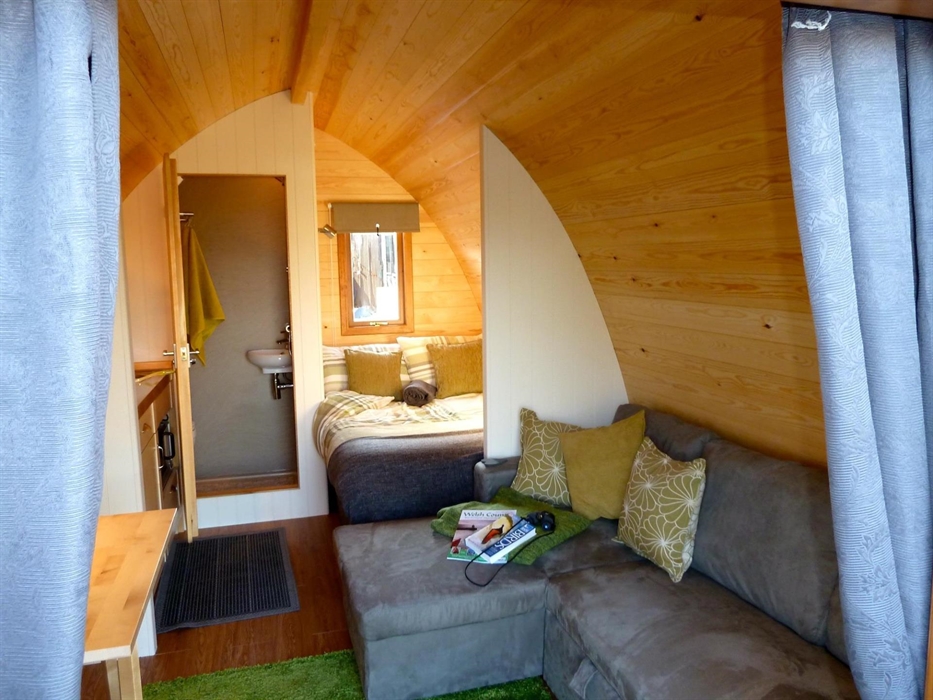 Mega Pod 1 Sofa and double bed