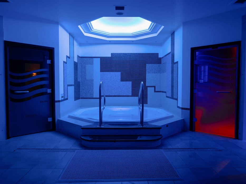 Monks Hydro Spa