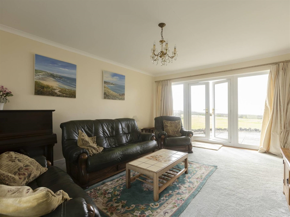 Little West Bungalow