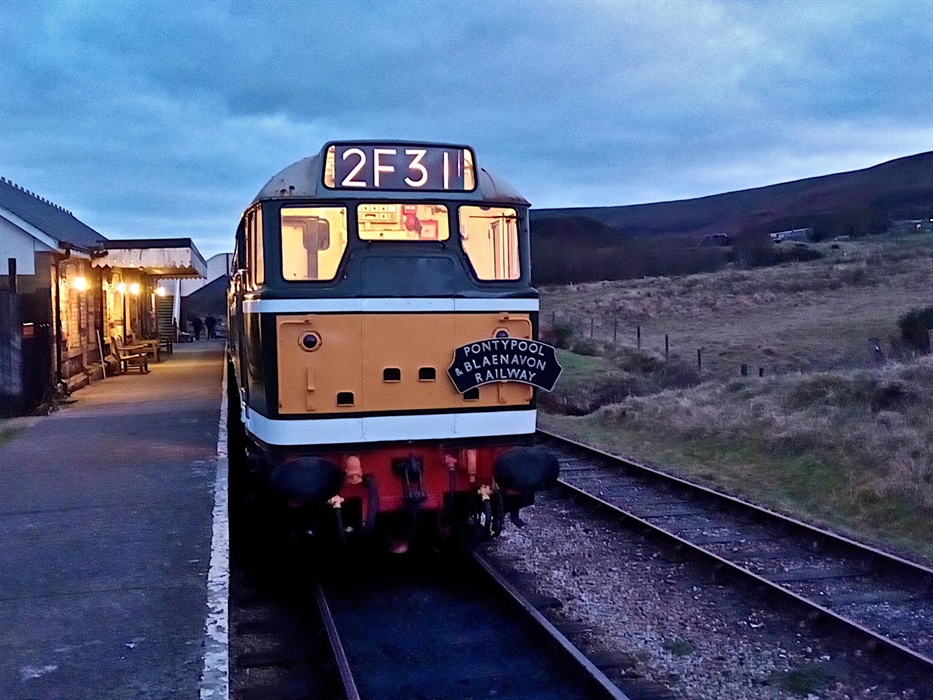 Class 31 diesel at Furnace Sidings