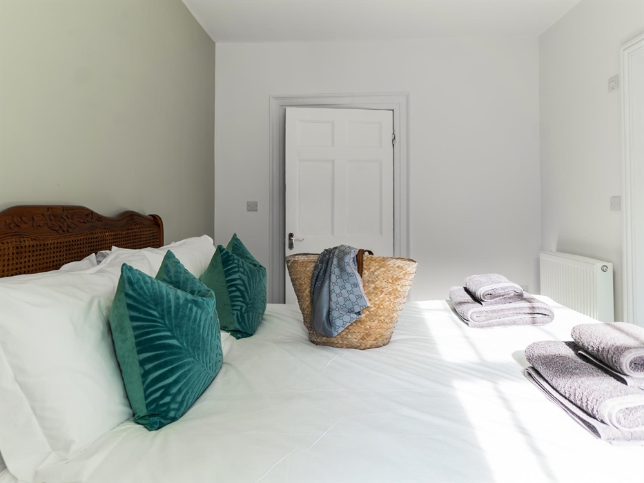 Bay Trees Master Bedroom