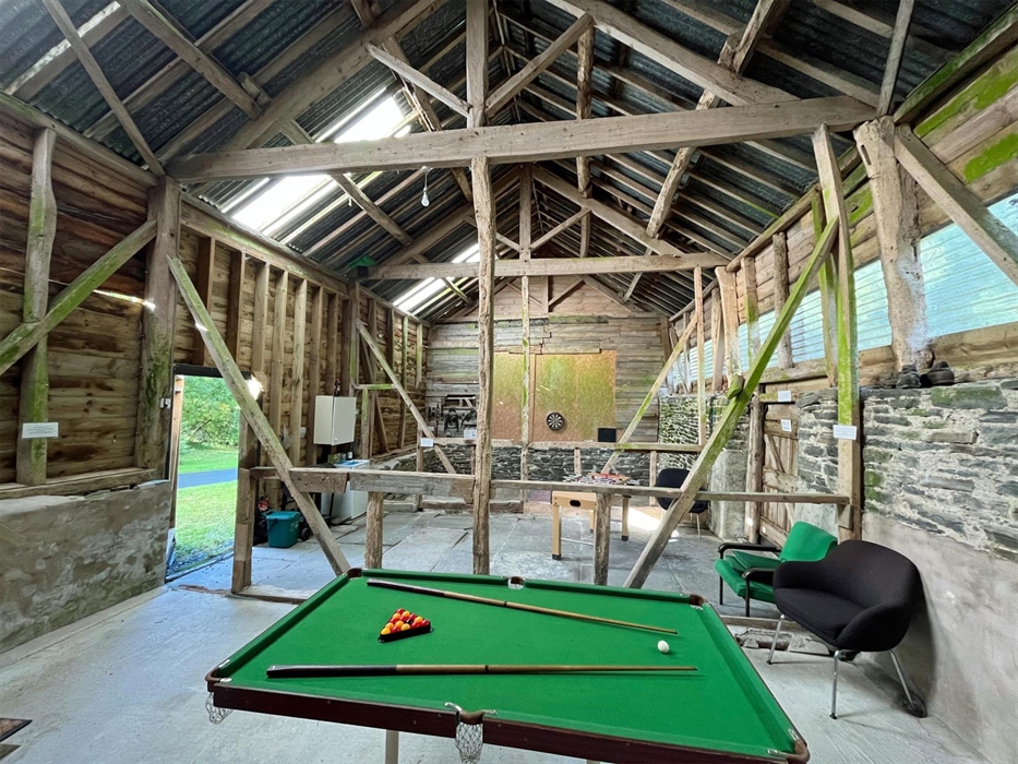 Drovers Retreat adjacent Games Barn with Snooker, Table Football and Darts, with access to outside woodland seating area.