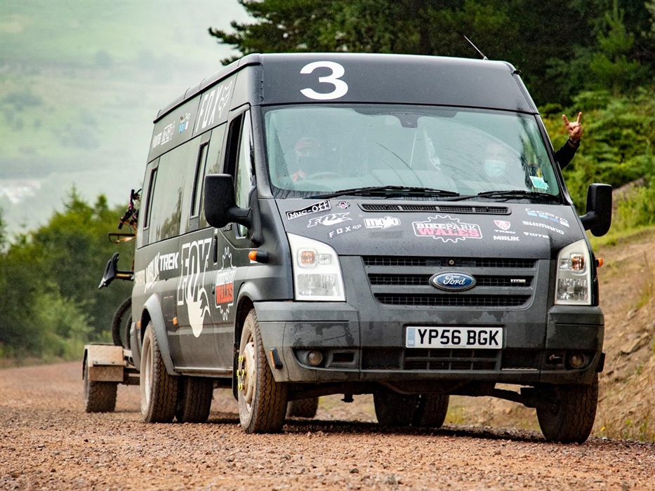 Vehicular uplift service