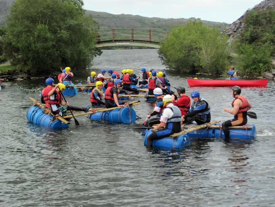 Fun activity for all ages, ideal group activity to build a raft and play on the lake.