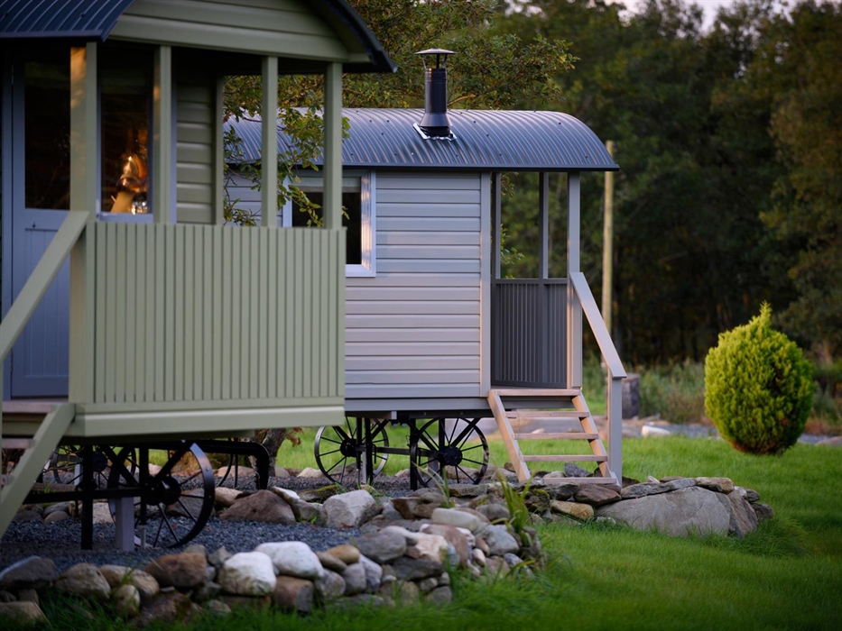 Named after the sixth daughter of Llywelyn the Great (c. 1173 – 11 April 1240)
www.luxuryglampingwales.co.uk