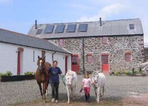 Upper Neeston Lodges