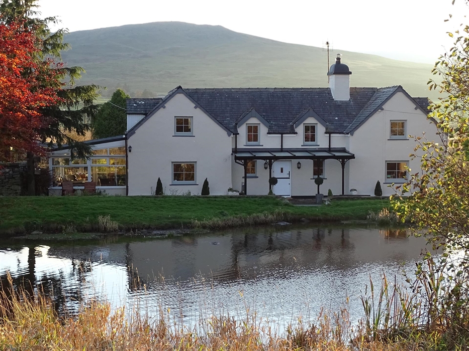 Llwyn Onn Guest House is situated over looking our lake where you will find a small seating area in the warmer months to enjoy the lake as much as our
