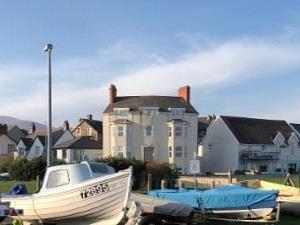 Gwylanedd One & Gwylanedd Two