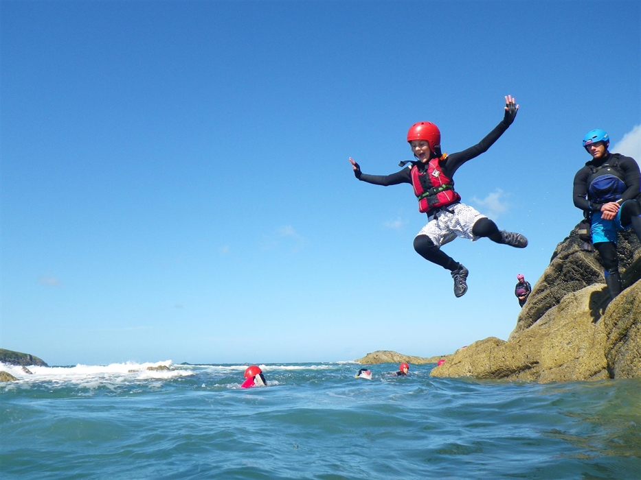 Family coasteering with Celtic Quest Coasteering in Pembrokeshire. Minimum age 8 years, share an unforgettable experience with your children exploring