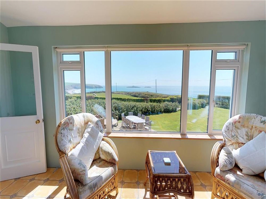 afllyview_from_afallon_garden_room