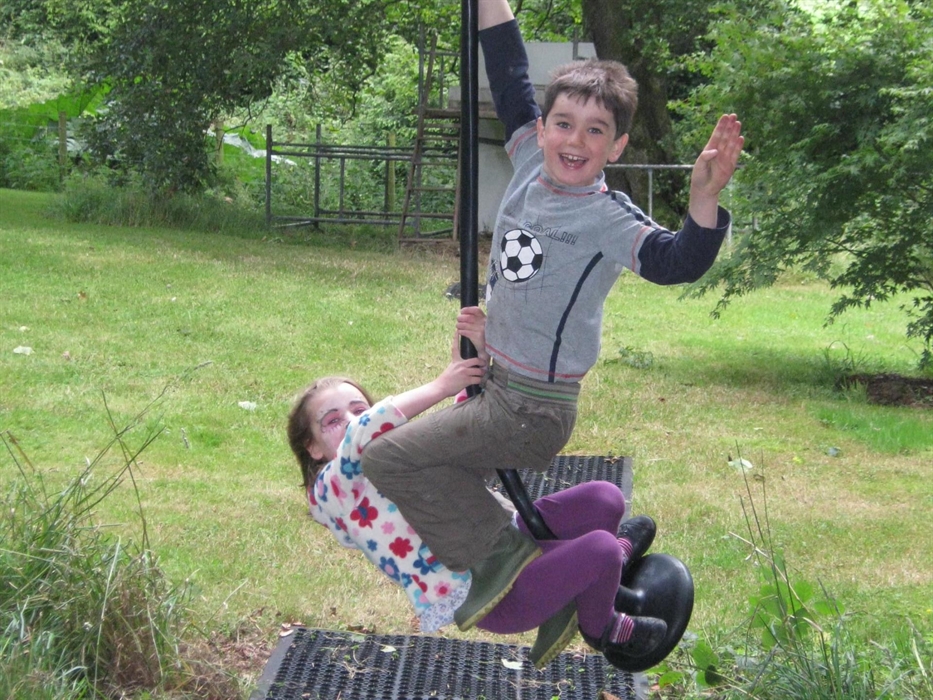 20metre zip wire in the garden