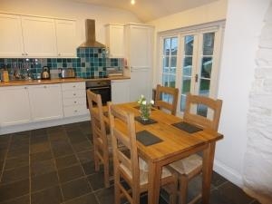 Cei Newydd - Kitchen