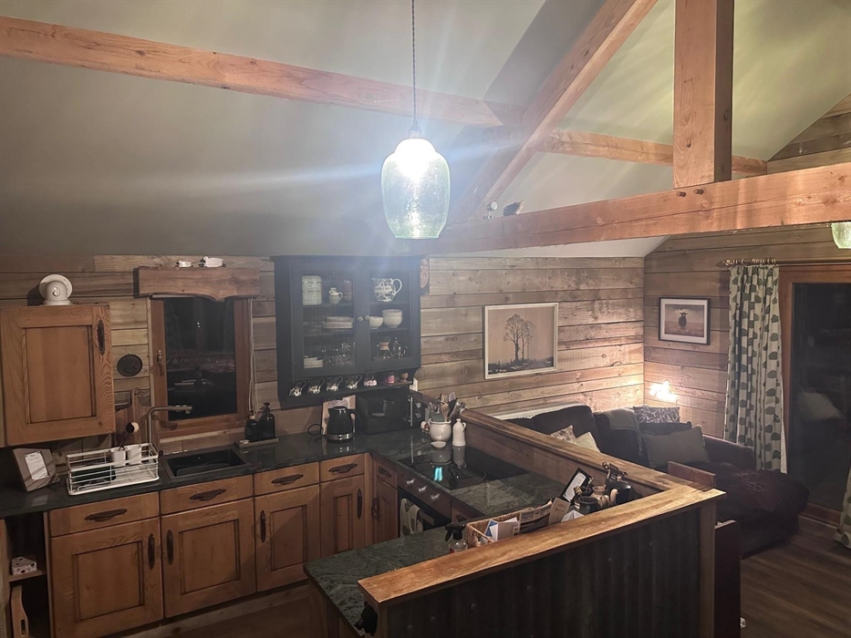 Kitchen area - fully fitted