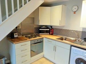 Well equipped kitchen area