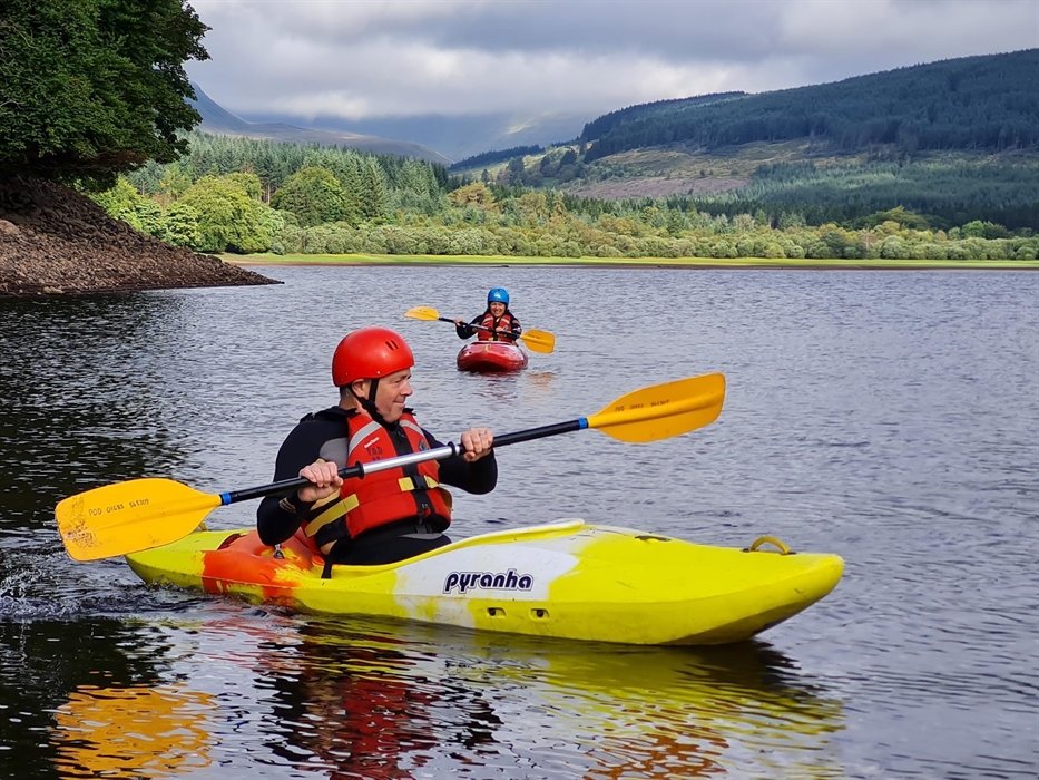 Parkwood Outdoors Dolygaer - Kayaking on the Pontsticill reservoir