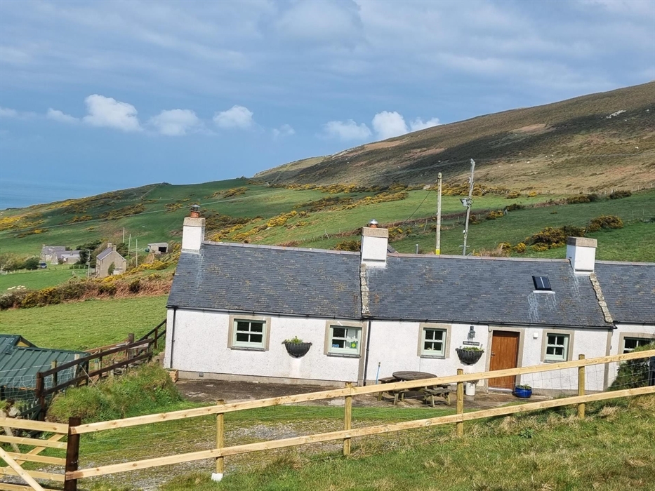 View of Talcenfoel exterior