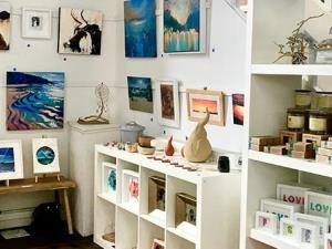 Arts & Crafts Gallery and Gifts in Pontyclun