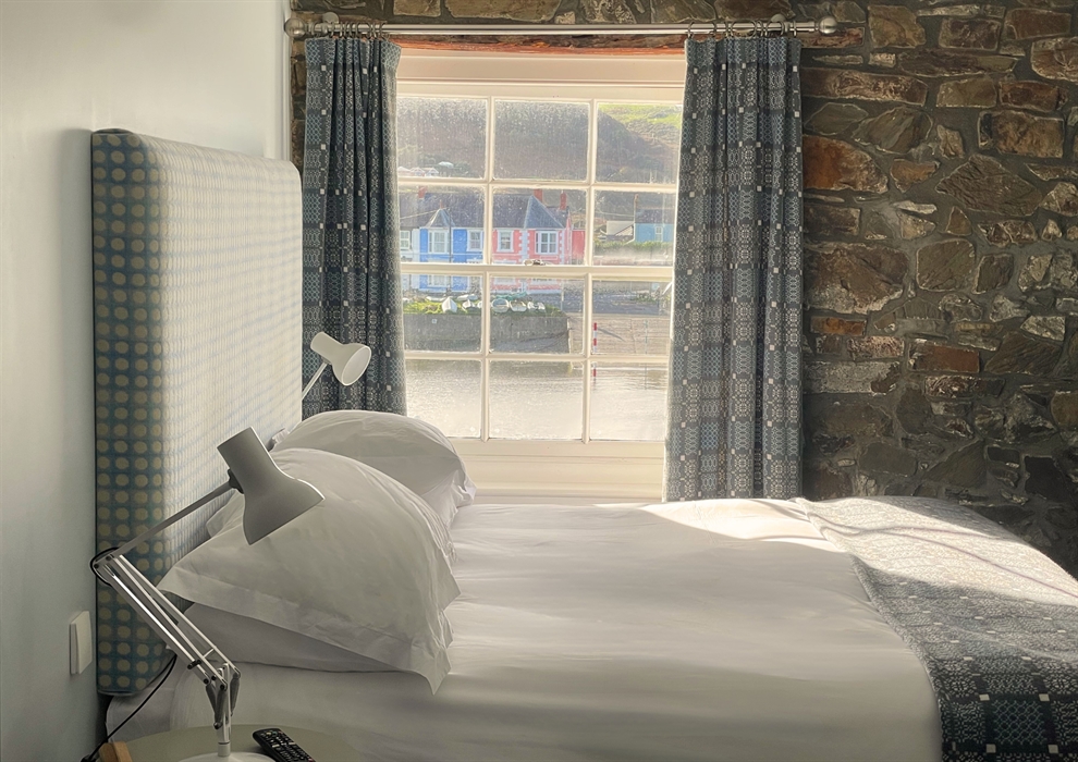 Harbourmaster Room with views of the harbour