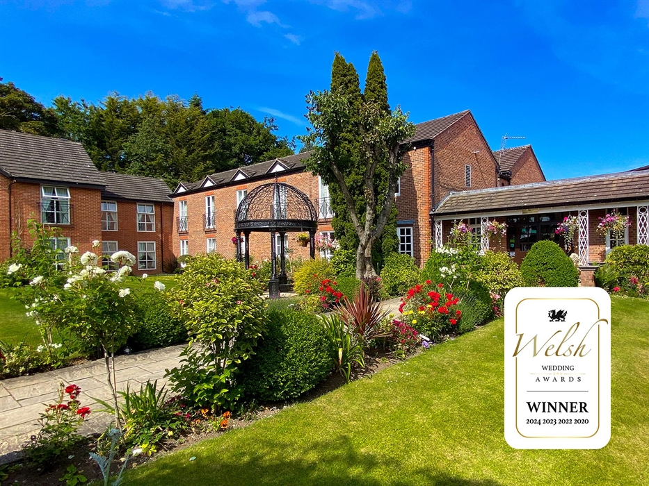 Enjoy beautiful hotel greenery