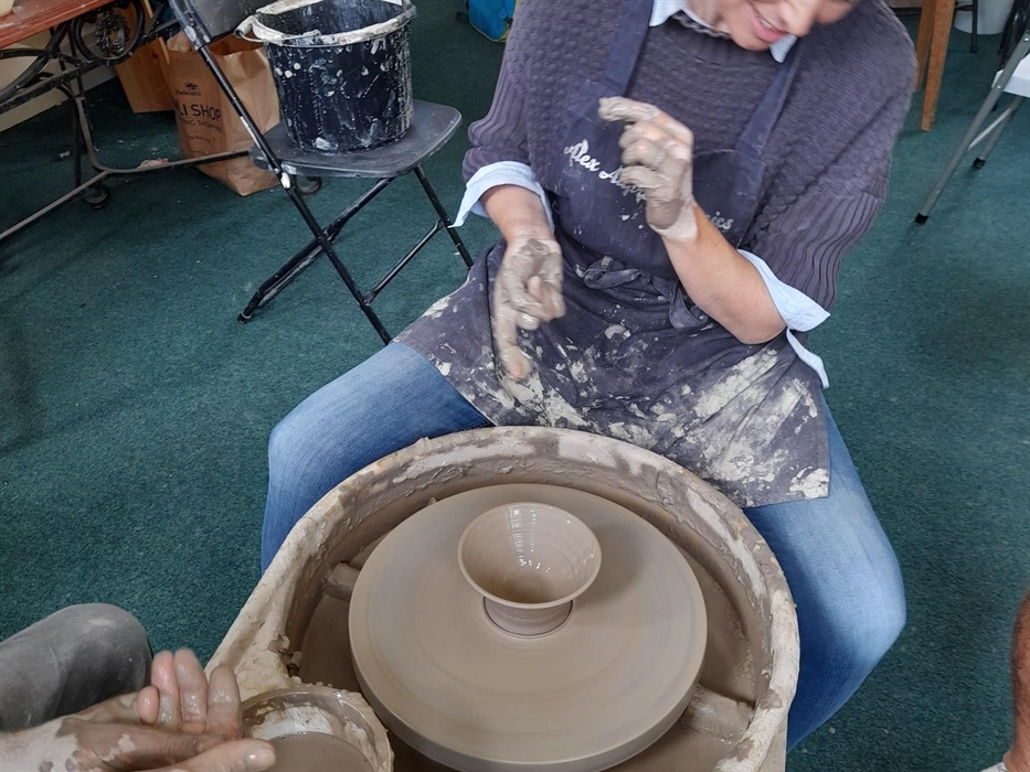 Enjoy a wonderful day out at our beautiful pottery school come on your own to enjoy the wellbeing or a family, friends and or inspiring holiday sessio