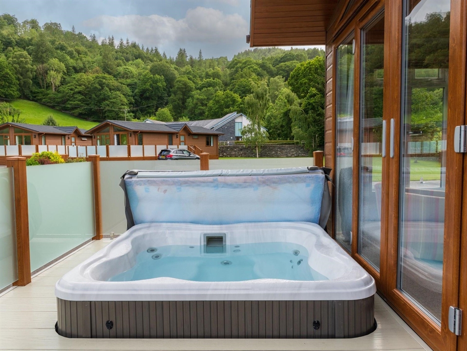 Jacuzzi Hot Tub