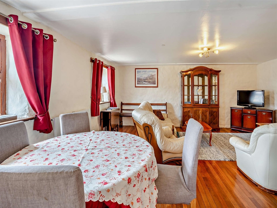 The Granary, dining table and living space