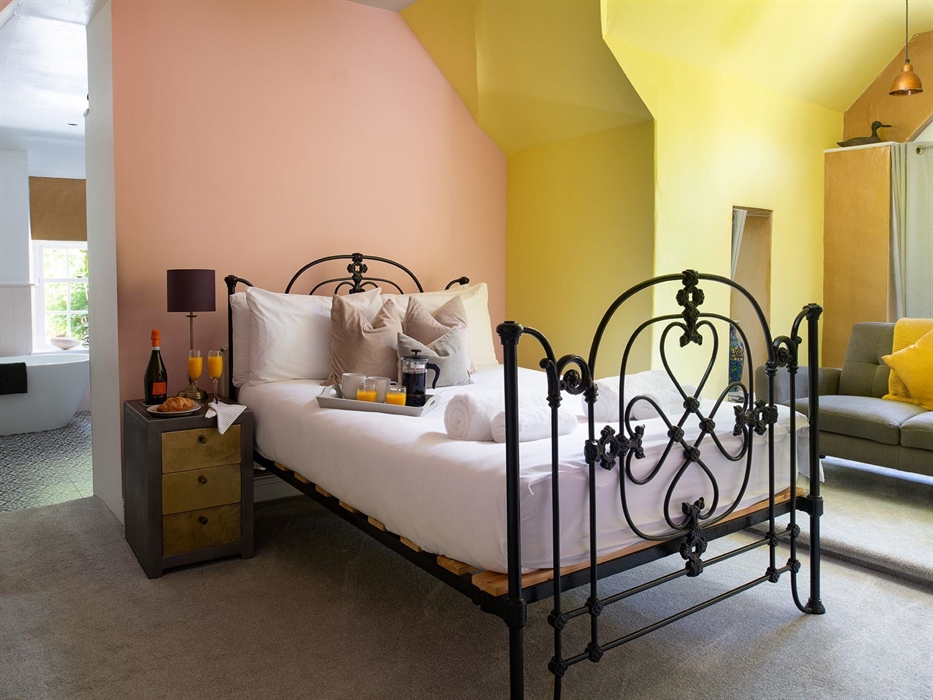 The Cors Country House