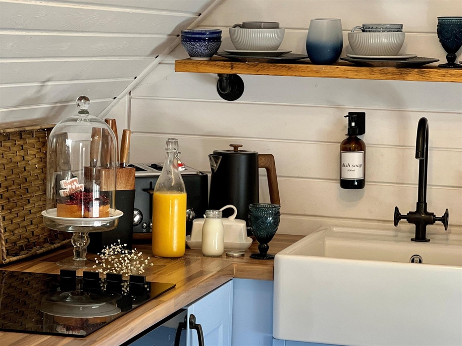 Whether its lazy mornings spent chilling and enjoying the view, or a place to return after a day exploring the stunning surroundings, you'll find this