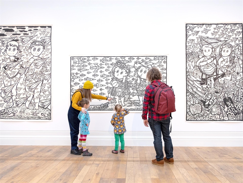 Image of family in gallery
