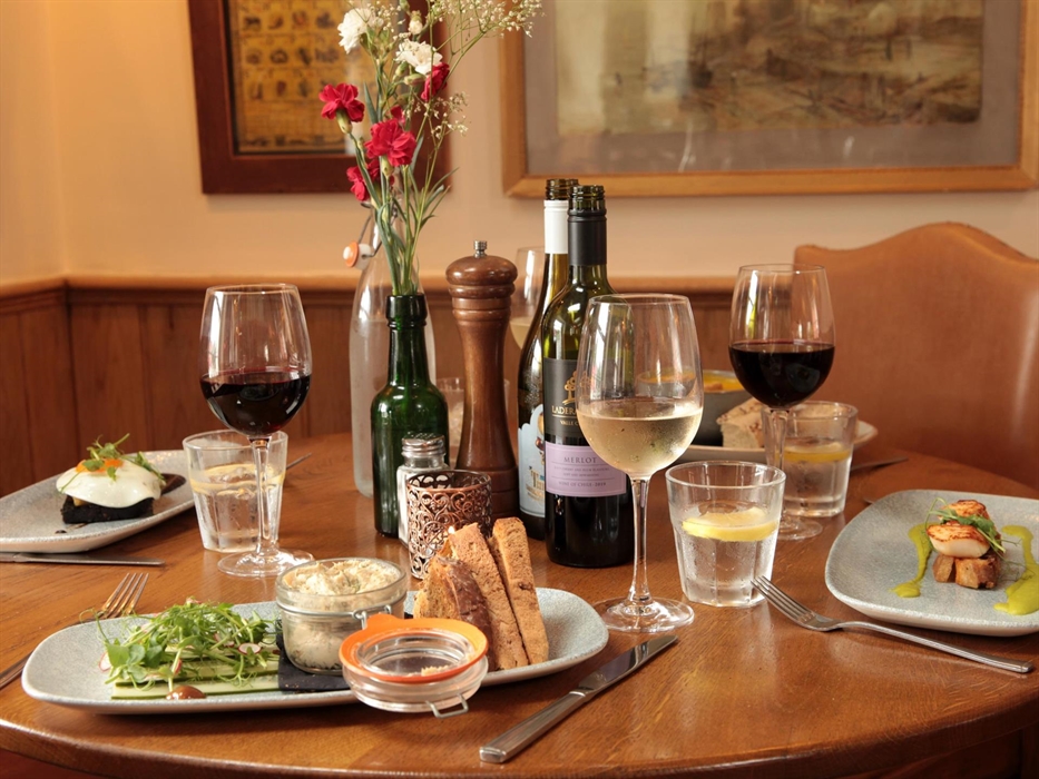 Dining at the Erskine Arms