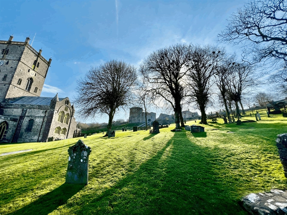 The smallest city in Wales is around 30mins drive away with lots to do en route in between. A great spot for wet weather days, this town really is a b