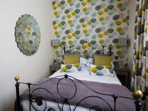 The Bull - Beaumaris