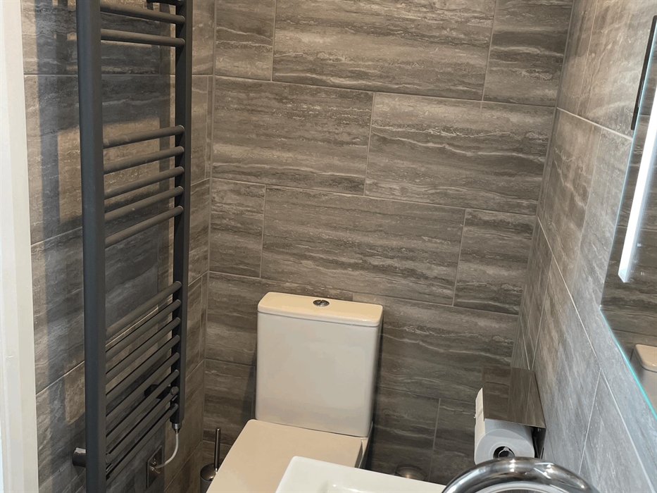 Ground Floor Delux Twin Room Bathroom