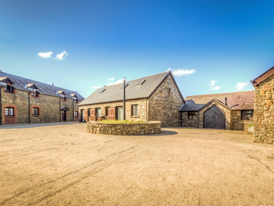 Nine lovely self-catering cottages to choose from at Clyne