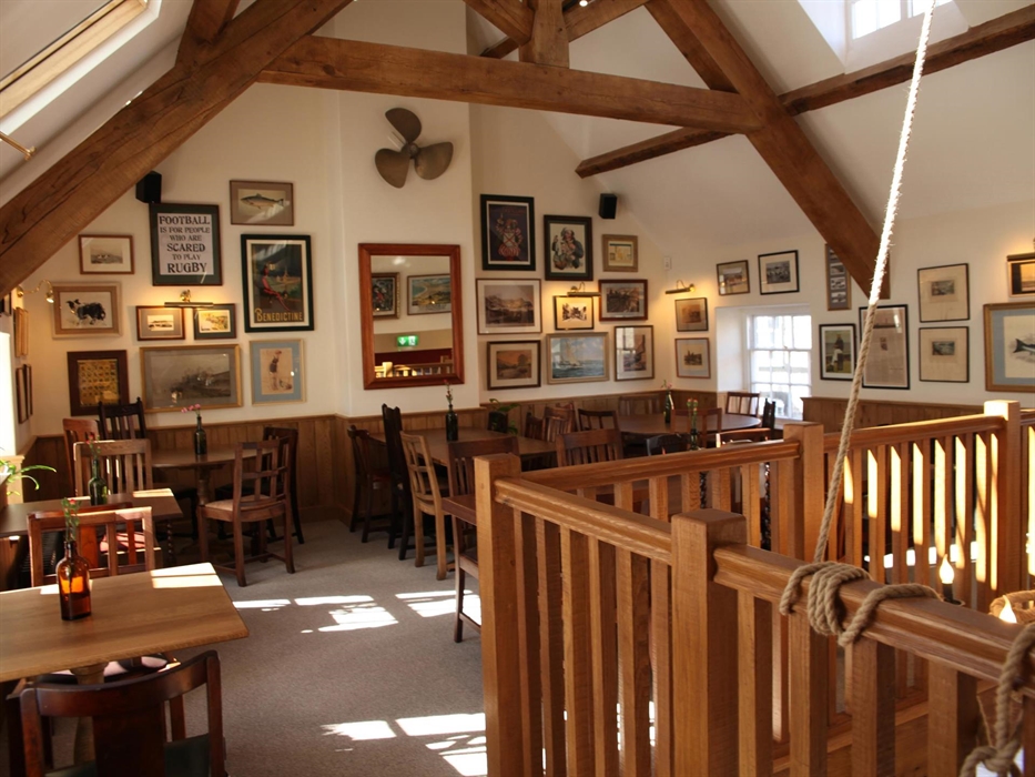 Erskine Arms mezzanine
