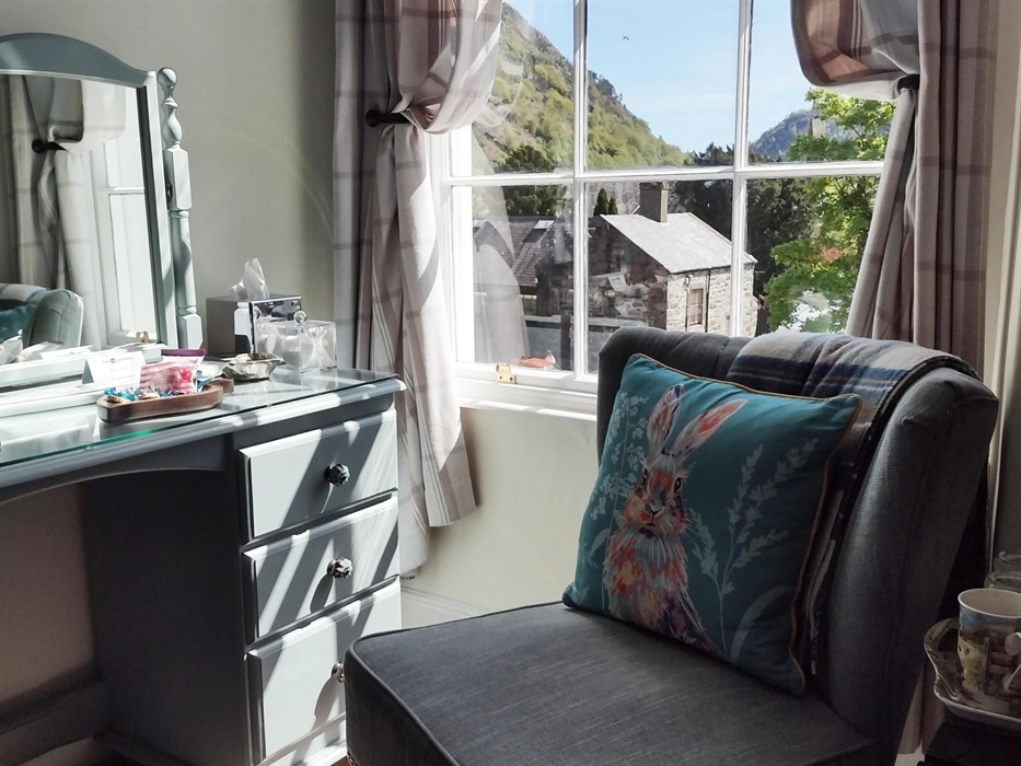 Room 3 Panoramic - window view of mountains