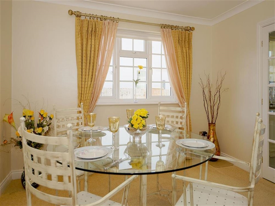 Marie-lyn-dining-room-17