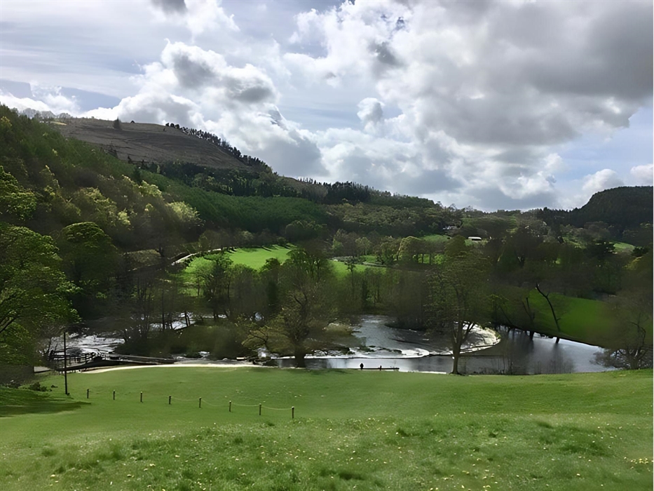 The Historic Horseshoe Falls