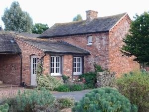 Collfryn Farm Cottages