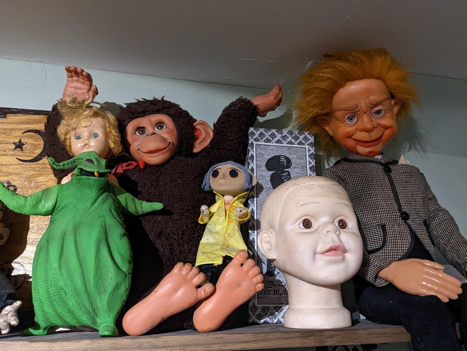 Creepy dolls