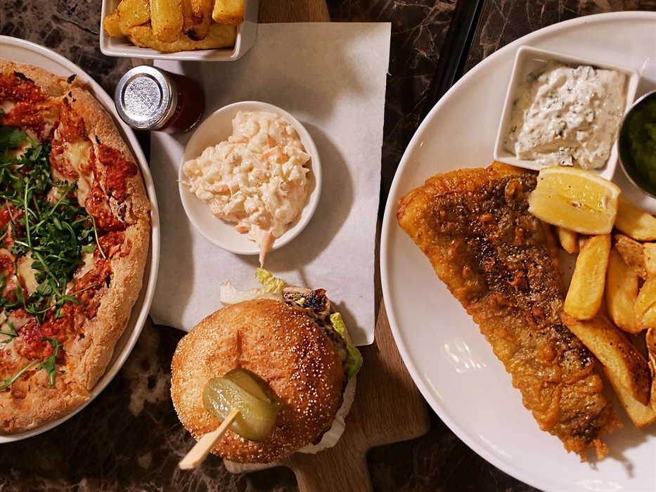 Morgans Main Hotel Bar Food