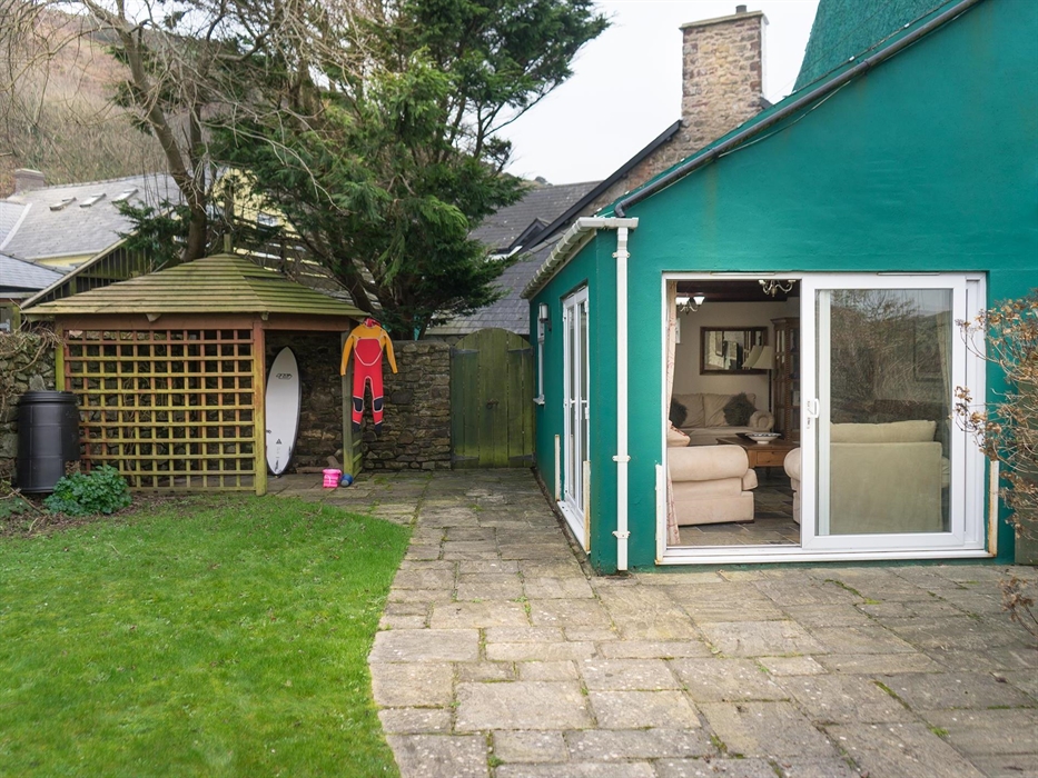 Walled private garden with Gazebo