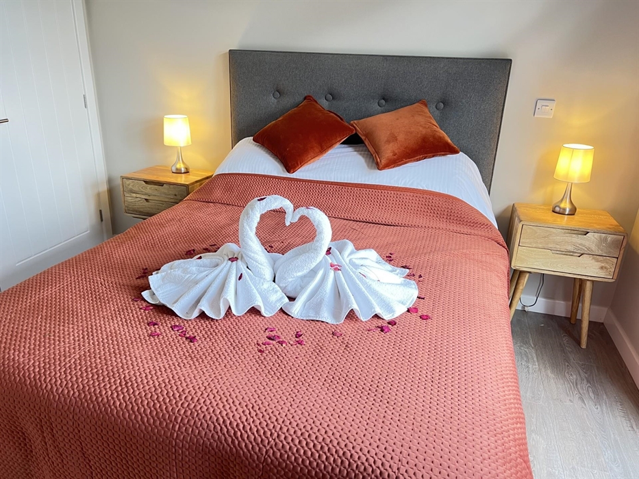 Barn Owl Lodge en suit bedroom