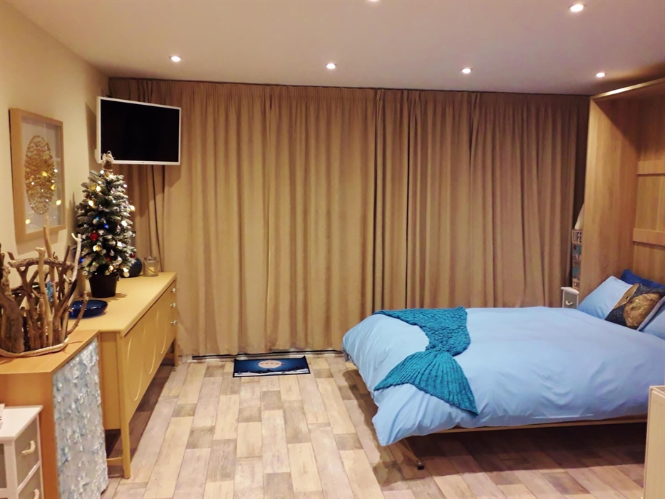 Here seen at Christmas, yes you can stay here for Christmas too.