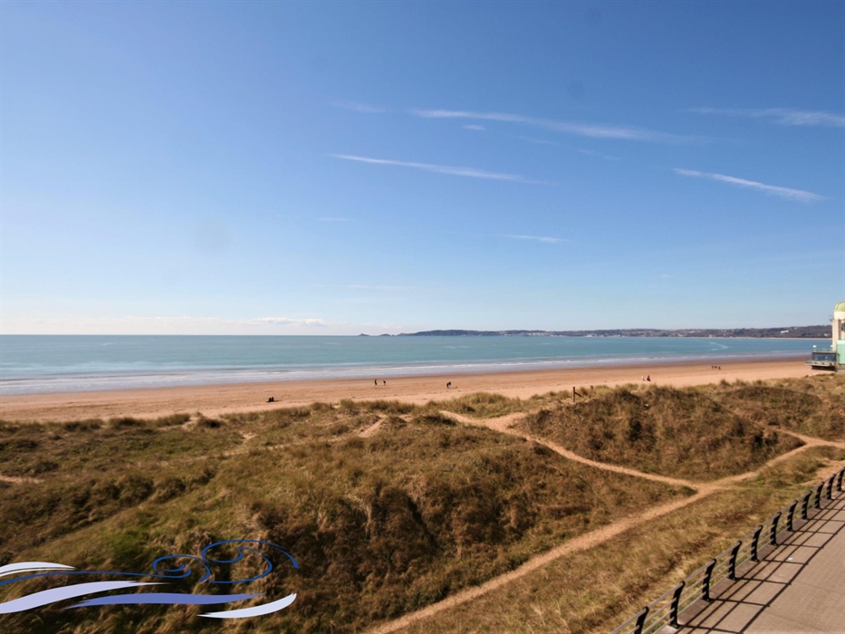 Views over Swansea Bay